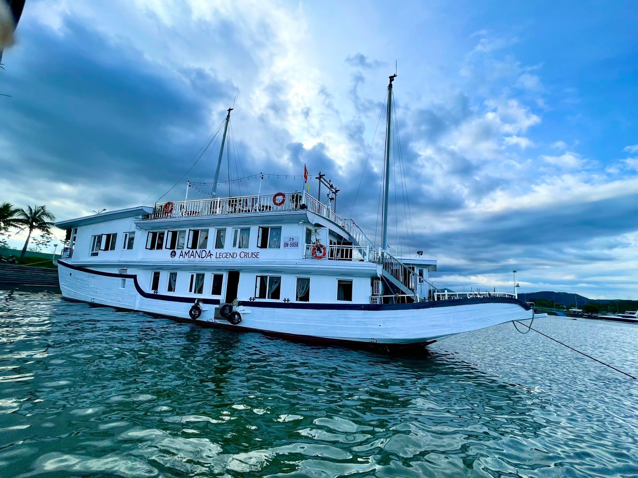 Amanda Cruise Lan Ha Bay 2D1N - Lan Ha Bay, Hai Phong