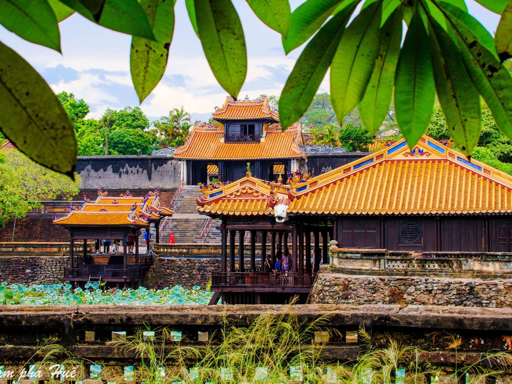 Da Nang to Hue: Imperial City Day Tour photo 4