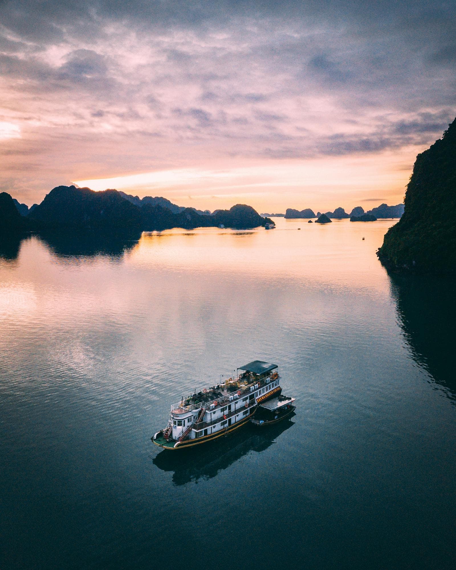 Ha Long Bay 5-Star Day Cruise - Ha Long, Quang Ninh