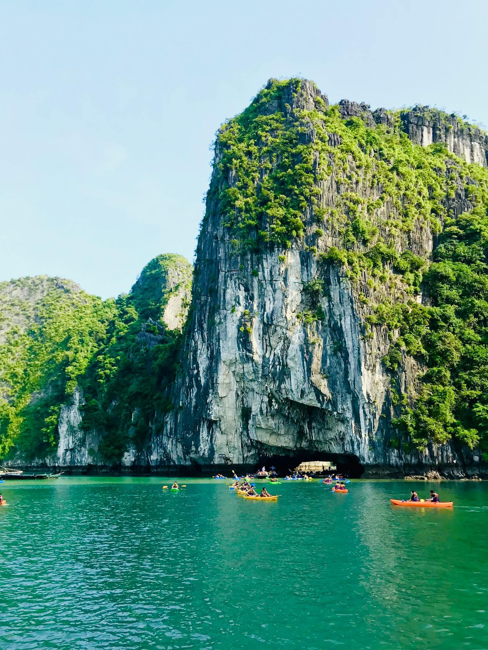 Ha Long Bay 5-Star Day Cruise photo 6