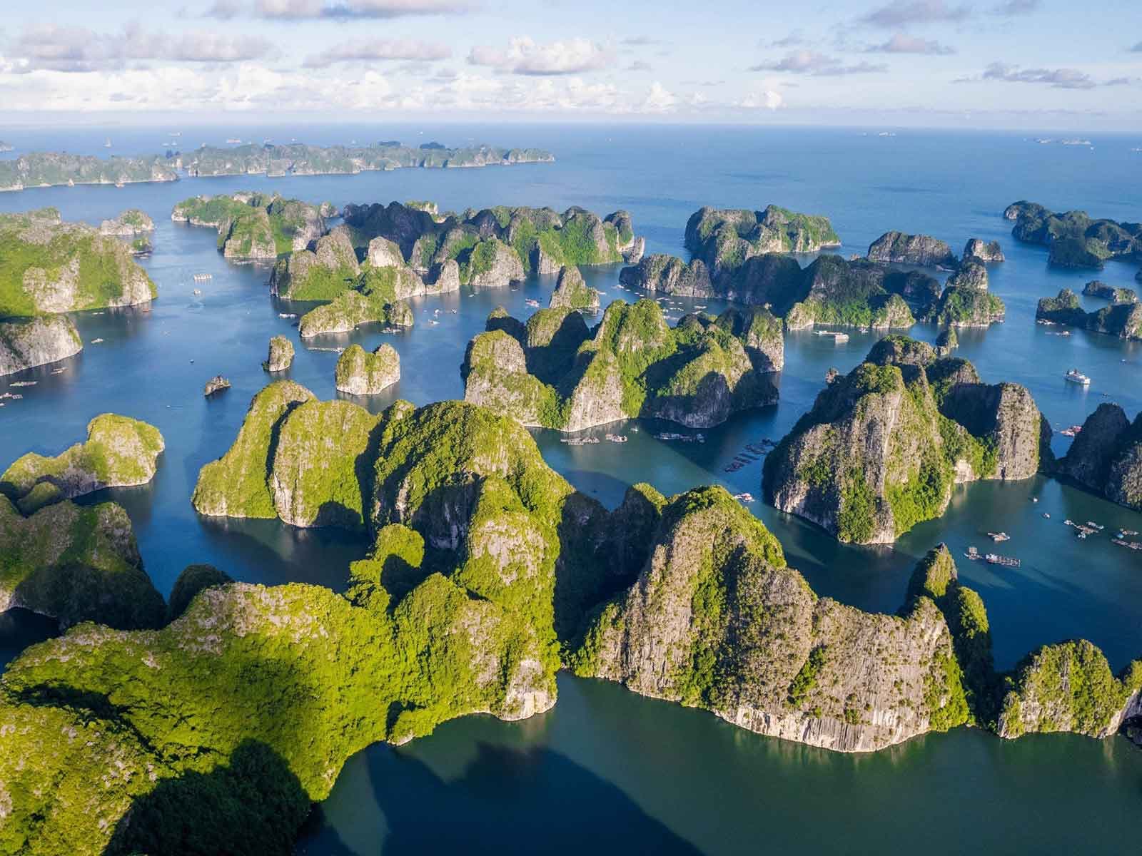 3 Days Ha Long Bay Beach & Cruise Vacation photo 5