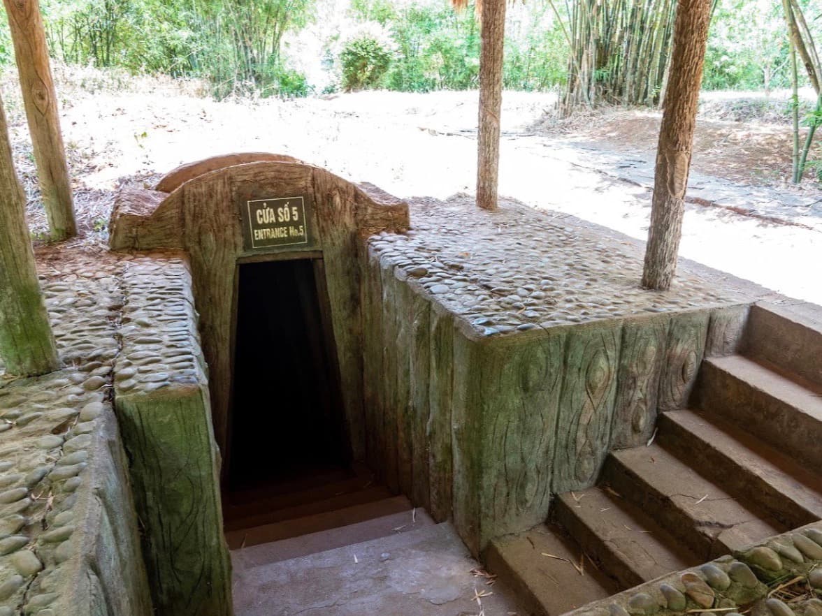 7 Days Southern Vietnam Adventure photo 2