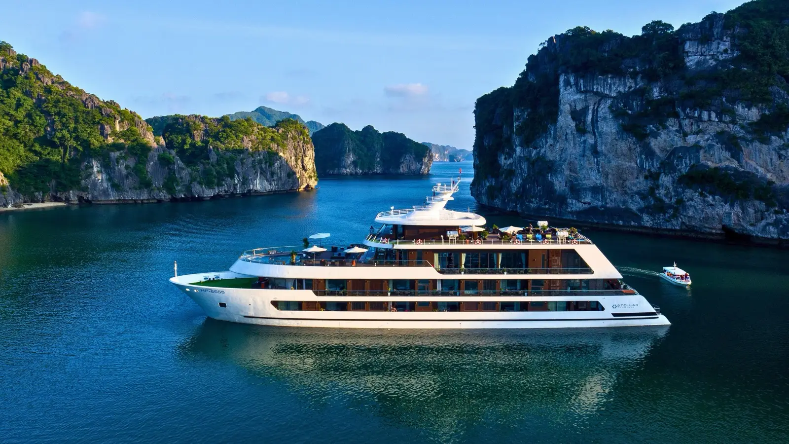 Halong Bay cruise