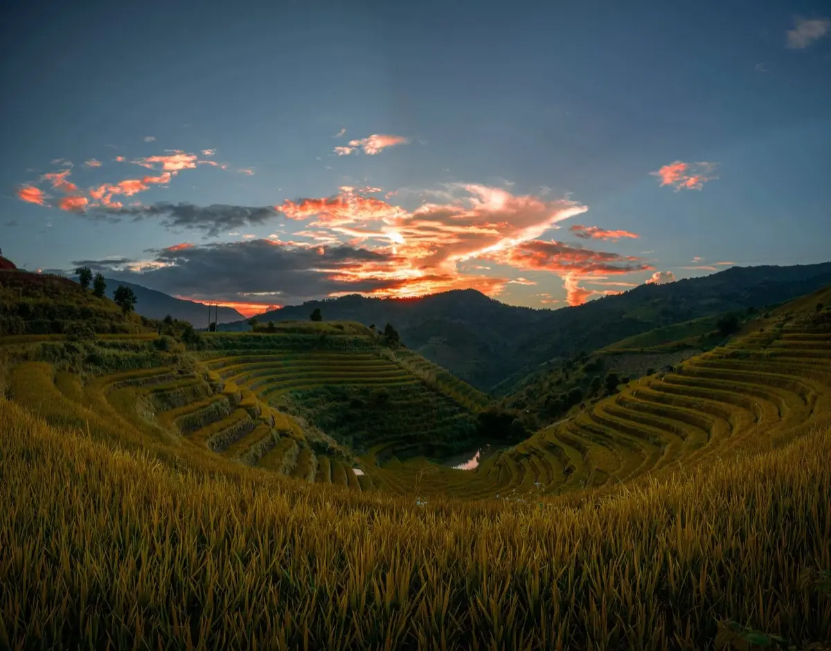 Rice terraces and hill-tribe villages in Sapa, northern Vietnam, photo 1